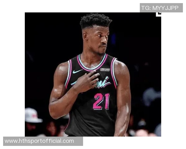 巴特勒下半场未首发小佩顿替代出战引发热议